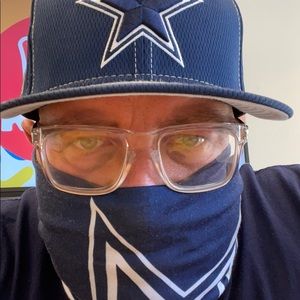 Meet your Posher, Cliff